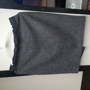 the limited size 4 grey/black pencil skirt